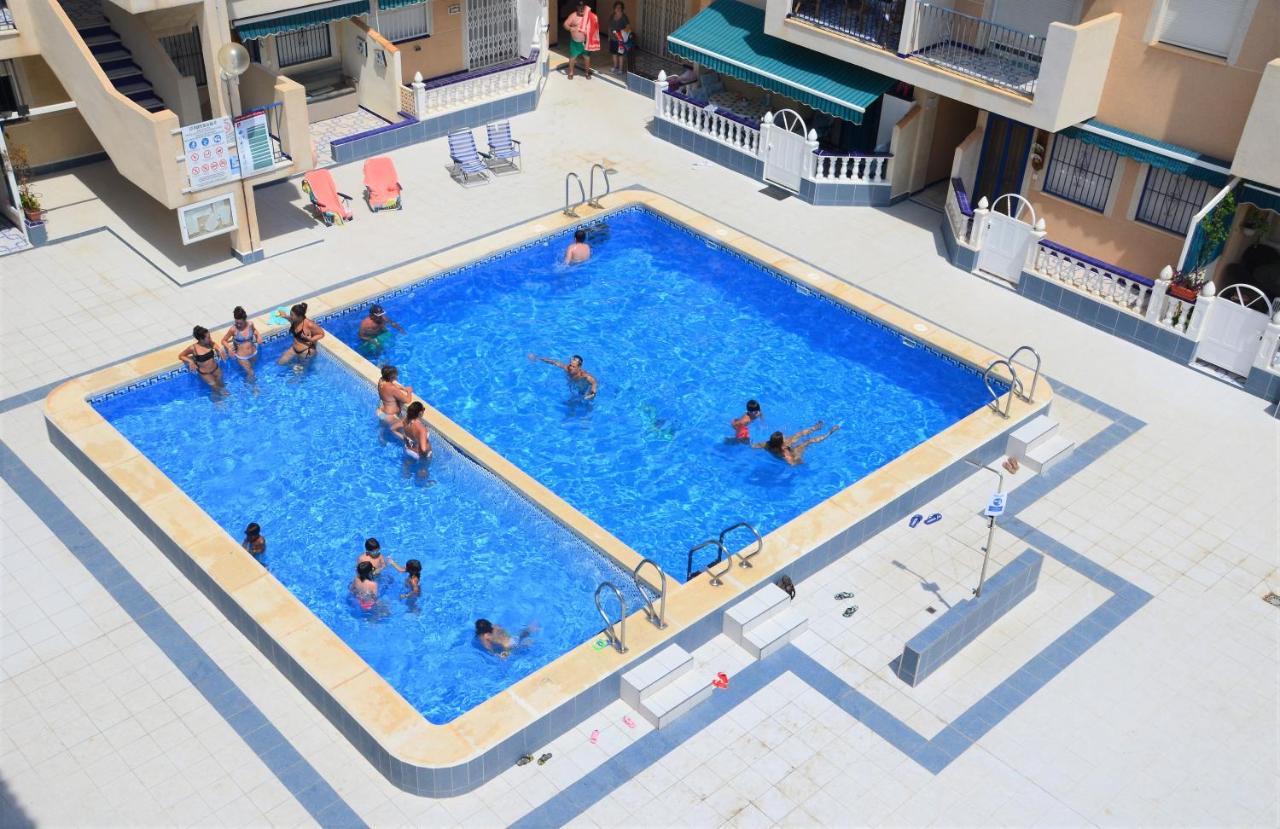 Naufragos Beach Apartment Torrevieja Exterior foto